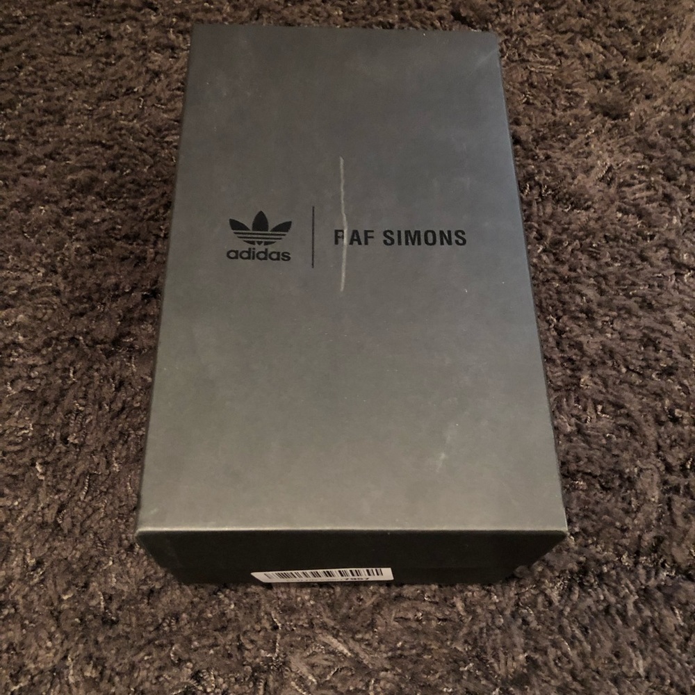 Adidas RAF Simmons box WITH original card